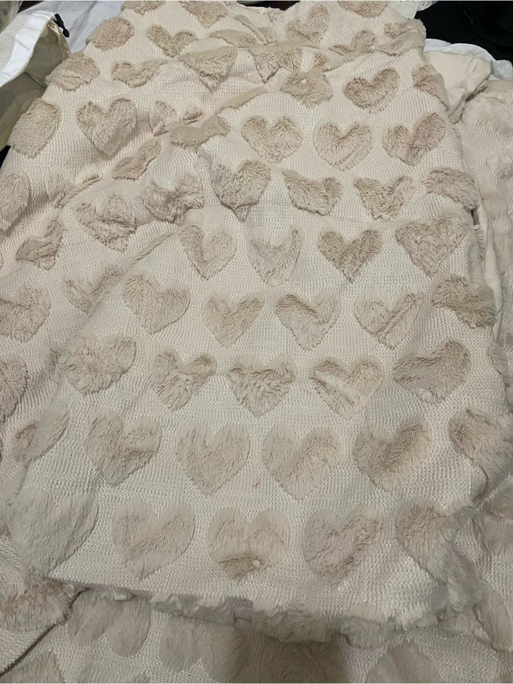 Double 60x 80” Quilt/Bedspread Crean Heart Pattern - Picture 7 of 12